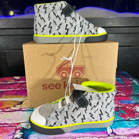 Lightning Toddler High Top Belmont Sneakers Textured Bottom for Grip See Pics - Picture 5 of 11